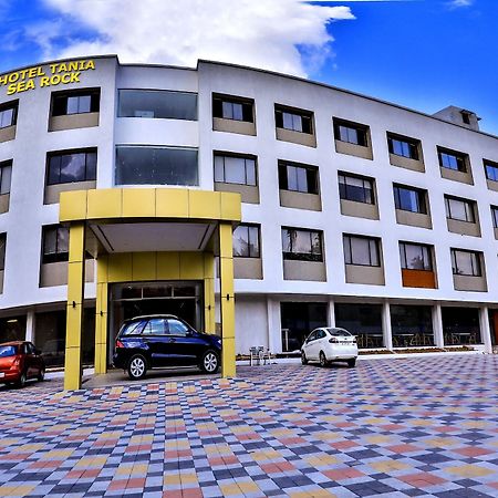 Hotel Tania Searock Daman Exteriér fotografie